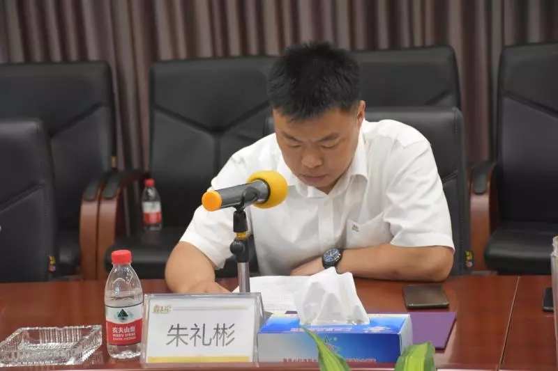 1571360916258858.jpg 640.webp (9).jpg