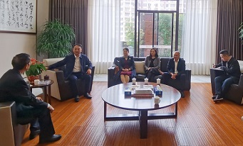 共話客家情誼，探尋合作新篇|河源市客家聯(lián)誼會(huì)代表到廣東霸王花集團(tuán)走訪交流